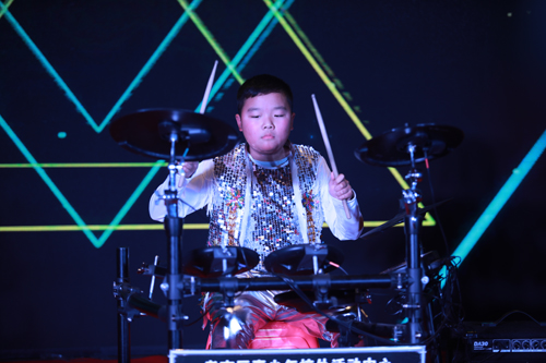 大禹漢光2018年“同心同行，共創(chuàng)未來”主題年會圓滿成功