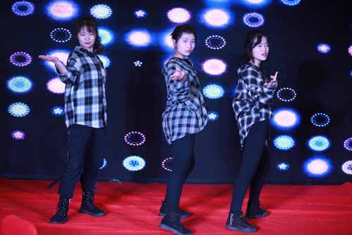 大禹漢光2018年“同心同行，共創(chuàng)未來”主題年會圓滿成功